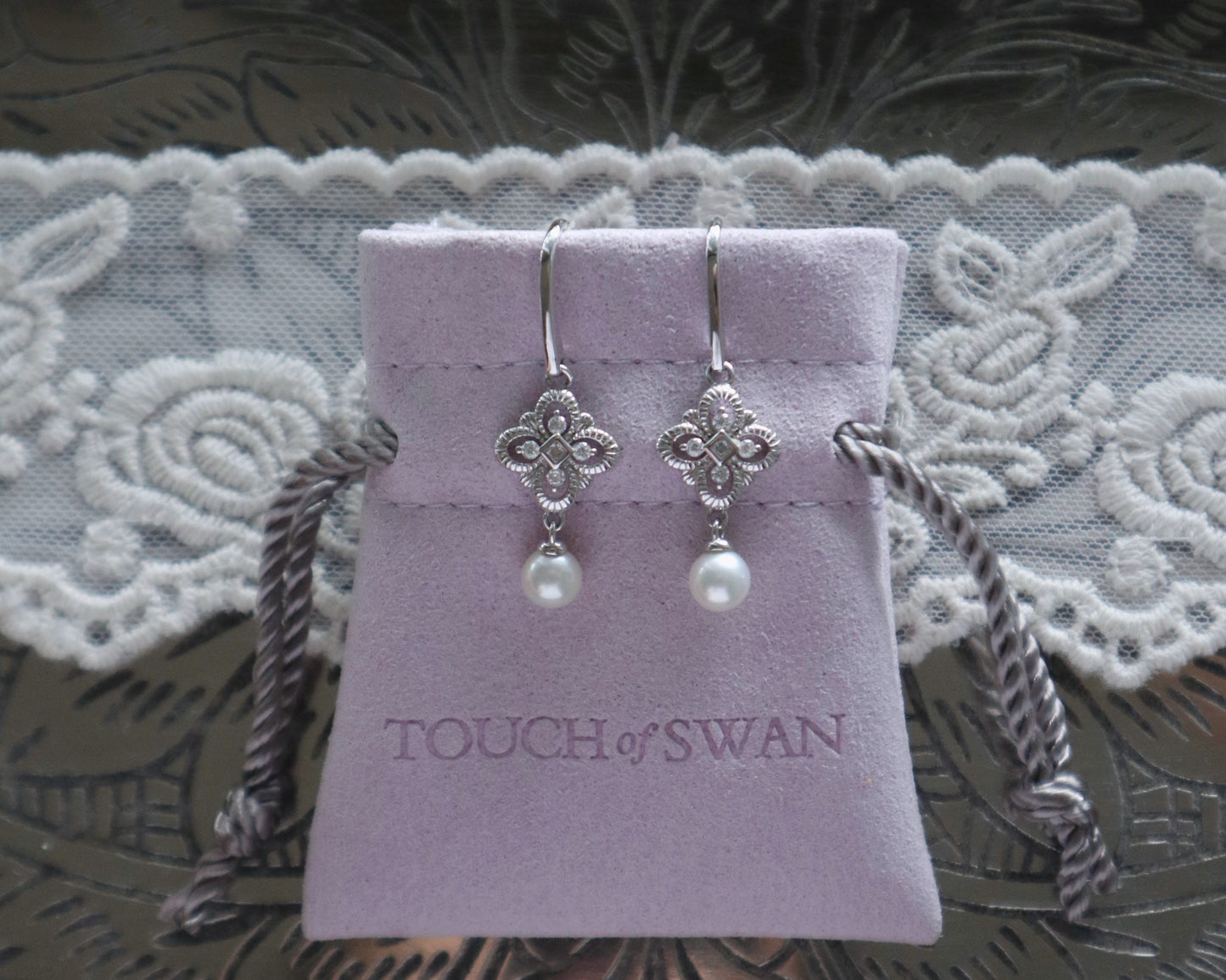 Boucles d'oreilles Felicity en perles