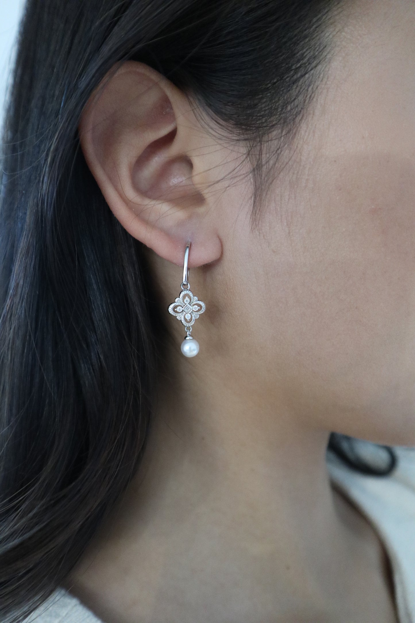 Felicity Pearl Earrings