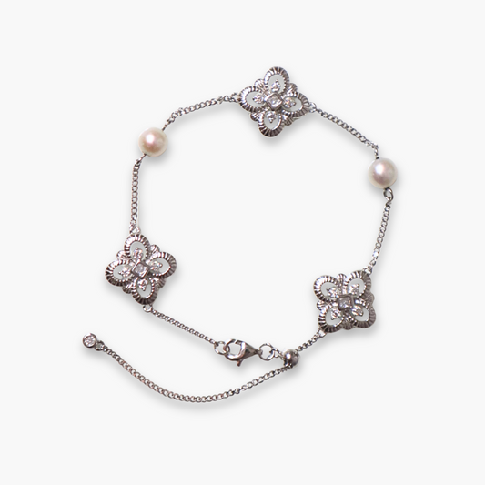 Felicity Pearl Bracelet